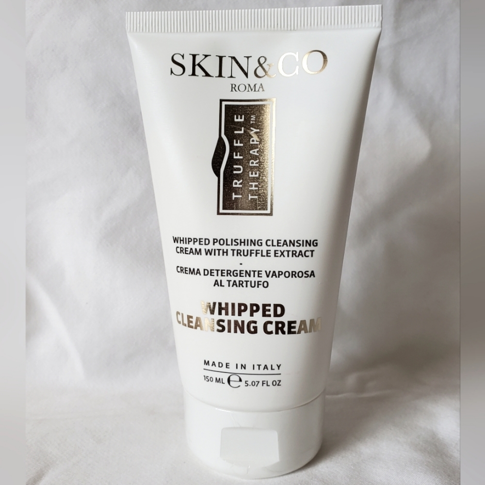 New Skin&Co Truffle Therapy Whipped Cleansing Cream